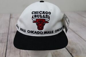 NWT VTG Jordan Era Chicago Bulls Starter Spellout Logo White Black Strapback Hat