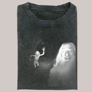 Lord of the Rings Vintage T-Shirt Gandalf Gollum Selfie Meme Unisex Movie Tee - Picture 1 of 3