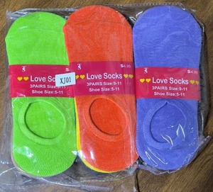 9 Pair Love Socks Multicolor New (Shoe Size: 5-11) - Picture 1 of 1