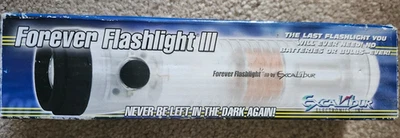 Linterna Excalibur Forever Shake To Recharge Forever Survivalist #III NOS Foto 1 de 4