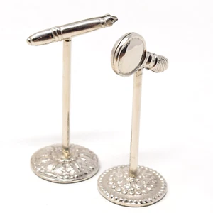 2 Card Picture Holders Tabletop Silvertone VTG Y2K Magnifying Glass Pen Academia - Picture 1 of 8