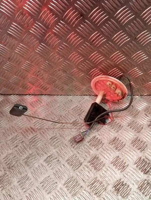 Sensor de nivel de combustible diésel Volvo S60 2002 120 kW NMZ42986 Foto 1 de 2