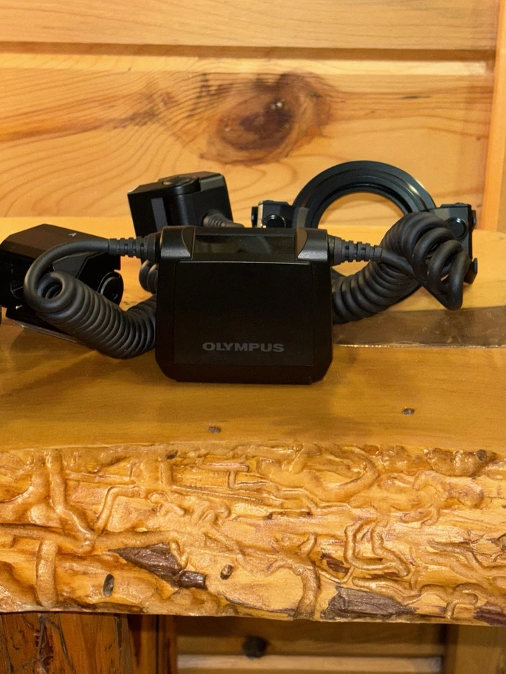 Olympus Macro Flash STF-8 Accessory for Digital SLR Camera Twin Flash Black F/S - Image 1 of 4