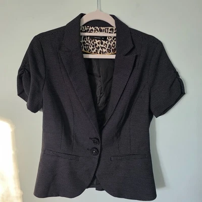 Crossroads size 10 Black and White Polka Dot Short Sleeve Cropped Blazer - image 1 of 4