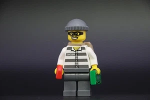 LEGO® Jail Prisoner 50380 Minifig cty0392 City Crook Bad Guy Thief Bum 60023 - Picture 1 of 4