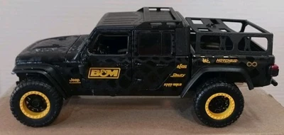 Jeep Gladiator B&M 2020 modelo fundido a presión a escala 1:24 Jada Toys Just Trucks negro Foto 1 de 4