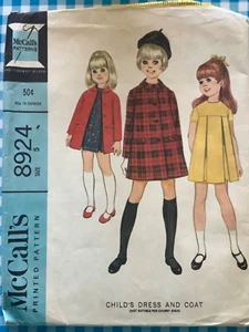Vintage McCall’s 8924 Mädchen Größe 5 Kleid und Mantel (1967) - Bild 1 von 4