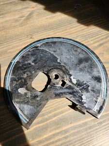 1987 HONDA GOLDWING GL1200AAC Aspencade LEFT FRONT BRAKE DISC ROTOR COVER - Picture 1 of 4