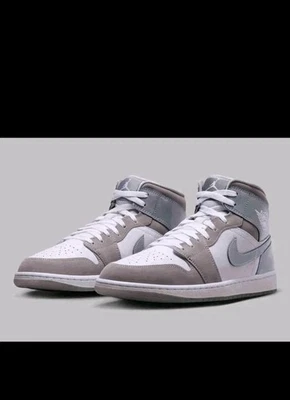 Air Jordan 1 Mid SE charol gris frío HF3216-100 para hombre talla 10 ahora Foto 1 de 4