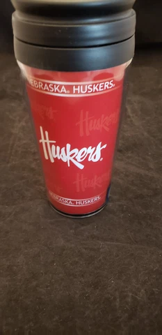 NEBRASKA CORNHUSKERS  NCAA  14 OZ DOUBLE WALLED TRAVEL TUMBLER NEW Cover