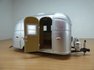 CARAVANE AIRSTREAM 16' BAMBI SPORT 1/24 - Imagen 1 de 10