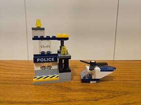 Mini Brick Built Model Of Lego City Police Station 7237 - From Set 11021