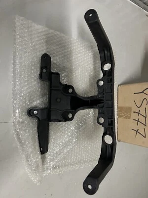 98 99 00 01 02 03 98-03 Suzuki TL1000r TL 1000 1000r soporte de soporte de carenado superior Foto 1 de 4