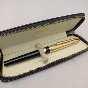 🔴 Pelikan M30 Black Rolled Gold Fountain Pen 14k D Rare Nib Vintage Excellent - Picture 1 of 16