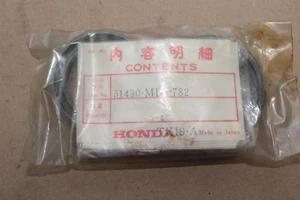 NEU orig. Gabeldichtung Honda 51490-MB9-782 für div. CB CBX GL VF *NOS* - Picture 1 of 2