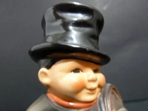 GOEBEL W.GERMANY PORCELAIN 4" IRISH SHAMROCK CHIMNEY SWEEP#1074TMK 5 FIGURINE280 - Picture 1 of 6