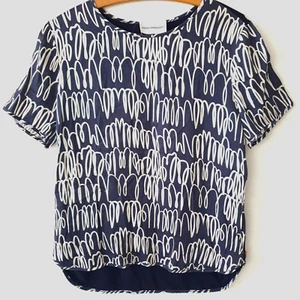 NEU * HERZEN'S ANGELEGENHEIT zartes SEIDEN BLUSEN SHIRT Blau Weiß Maritim Gr. S - Bild 1 von 4