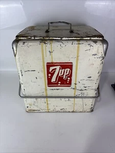 Vintage 7up Kühler Sammlerstück Original Länge: 17 1/2” Breite: 13” Höhe: 19” - Bild 1 von 15
