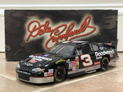 2001 Dale Earnhardt GM Goodwrench Chevrolet Monte Carlo NASCAR Action 1/24 - Image 1 of 4