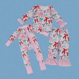 Conjunto de pijama y mameluco con estampado de lazo rojo verde para hermanos niñas pequeñas - Imagen 1 de 9