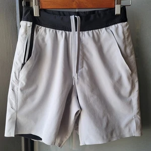 Ten Thousand Interval Shorts Mens SMALL Lightweight Lined Zip Pocket Running Gym - Picture 1 of 10