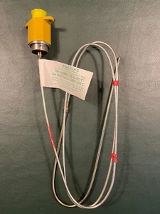 Partlow Piston-Pak #111510516, 100-800F range, 5 foot capillary - Picture 1 of 5