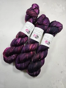 SW Merino Silk Cashmere yarn, 4-ply, Fingering weight, 100 g, LUST - Picture 1 of 4