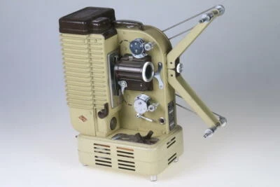 EUMIG Type P26 Filmprojektor - SNr: 240372 - Bild 1 von 3