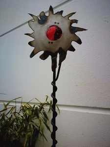Gartenstecker Rost Beetstecker Garten Glaskugel Glasdeko 23*6*180cm Rot - Bild 1 von 5
