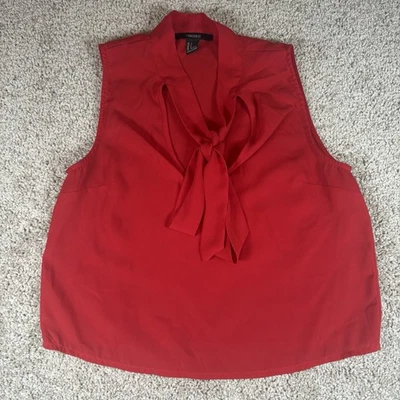 Blusa Top FOREVER 21 Ojo de Cerradura Corbata Frontal Roja Sin Mangas Para Mujer Talla Pequeña Foto 1 de 4