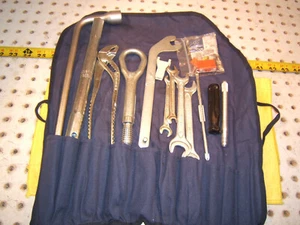 Mercerdes 98-03 W208 CLK CABRIOLET in rear trunk 1 set of 13 Tools/ Blue 1 Pouch - Picture 1 of 20