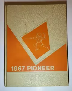1967 Pioneer San Gabriel Mission High School Annuario, CA Vintage - Foto 1 di 13
