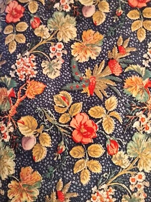 TECIDO CONCORD 43" x 110" FUNDO AZUL ESCURO FLORES ROSA VERDE, DOURADO, FLORAL - Imagem 1 de 4