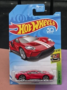2018 Hot Wheels  HW Exotics Red 17 FORD GT 8/10 - 240/365 - Picture 1 of 2