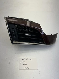2014-2019 Cadillac CTS Front Left A/C Grille Vent OEM. - Foto 1 di 8