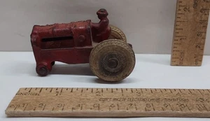 ARCADE BALLOON tire CAST METAL TRACTOR - Damaged / For PARTS / RESTORATION - Picture 1 of 11