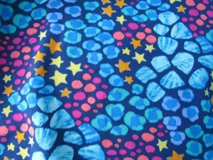 SCRUB TOP Blue pebbles and Stars Size 3 XL 3 Pockets Sanibel Scrubs - Picture 1 of 5