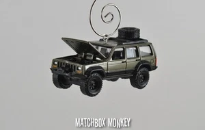 Vintage Style Custom Jeep Cherokee XJ Christmas Ornament 1/64 Adorno '94 '95 '96 - Picture 1 of 8