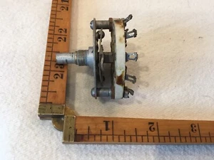 VINTAGE OAK 5 POSITION 2 POLE, 2P5T,  ROTARY SWITCH. CERAMIC 1/4’ Round Shaft - Picture 1 of 4