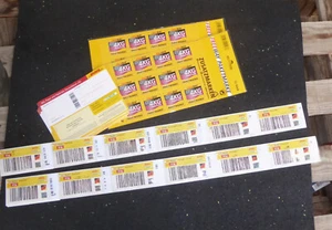 DHL Paketmarken 10 kg / 20 Stück / Hologramm und 24 Freeway 4 Kg Zusatzmarken - Bild 1 von 2