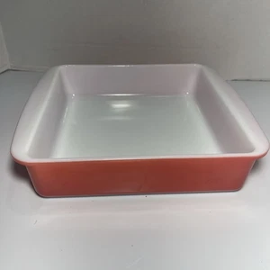 Vintage Pyrex Flamingo Pink #222 8-Inch Square Casserole Baking Dish w/Handles - Picture 1 of 8