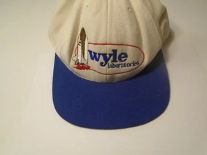 Gorra Sombrero Wyle Laboratories Azul Adulto Snapback Camionero Esh Hecho en EE. UU. - Imagen 1 de 4