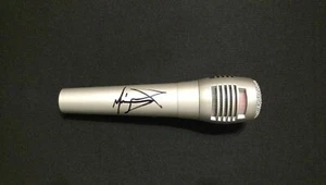 Micrófono firmado All I Want Is You Miguel Certificado de Autenticidad - Imagen 1 de 1