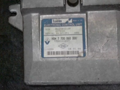 Centralina Iniezione Diesel Lucas DCN R04080010F Renault HOM 7 700 868 300 - Immagine 1 di 2