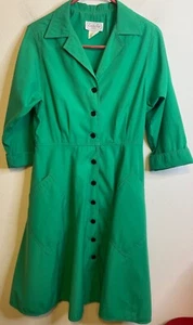 Vintage 70's Leslie Fay Petites Green Collar Shirt Button Dress Green USA Office - Picture 1 of 6