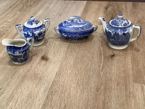 Vintage Blue Willow Kinder Teekanne Zucker Milchkännchen Auflaufform Made in Japan - Bild 1 von 20