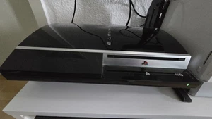 Ps3 Fat 40gb Ohne Controller Oder Hdmi Kabel Funktioniert Einwandfrei  - Bild 1 von 11