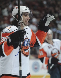 Matt Moulson New York Islanders SIGNED 8x10 Photo COA! - Picture 1 of 1
