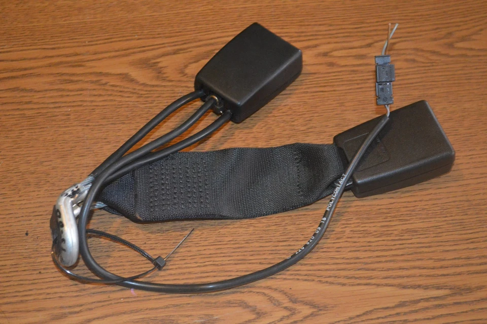 00-02 MERCEDES BENZ S430 S500 S600 HEBILLAS CINTURÓN SEGURIDAD TRASERO MEDIO O DERECHO Foto 1 de 1