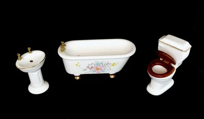 Dollhouse Bathroom Set Bathtub Sink Toilet Lot of 3 - Image 1 of 4